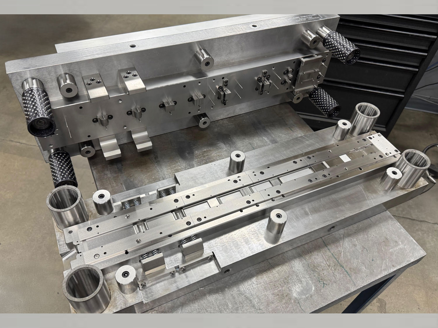 Tool & Die Manufacture
Mold Making
