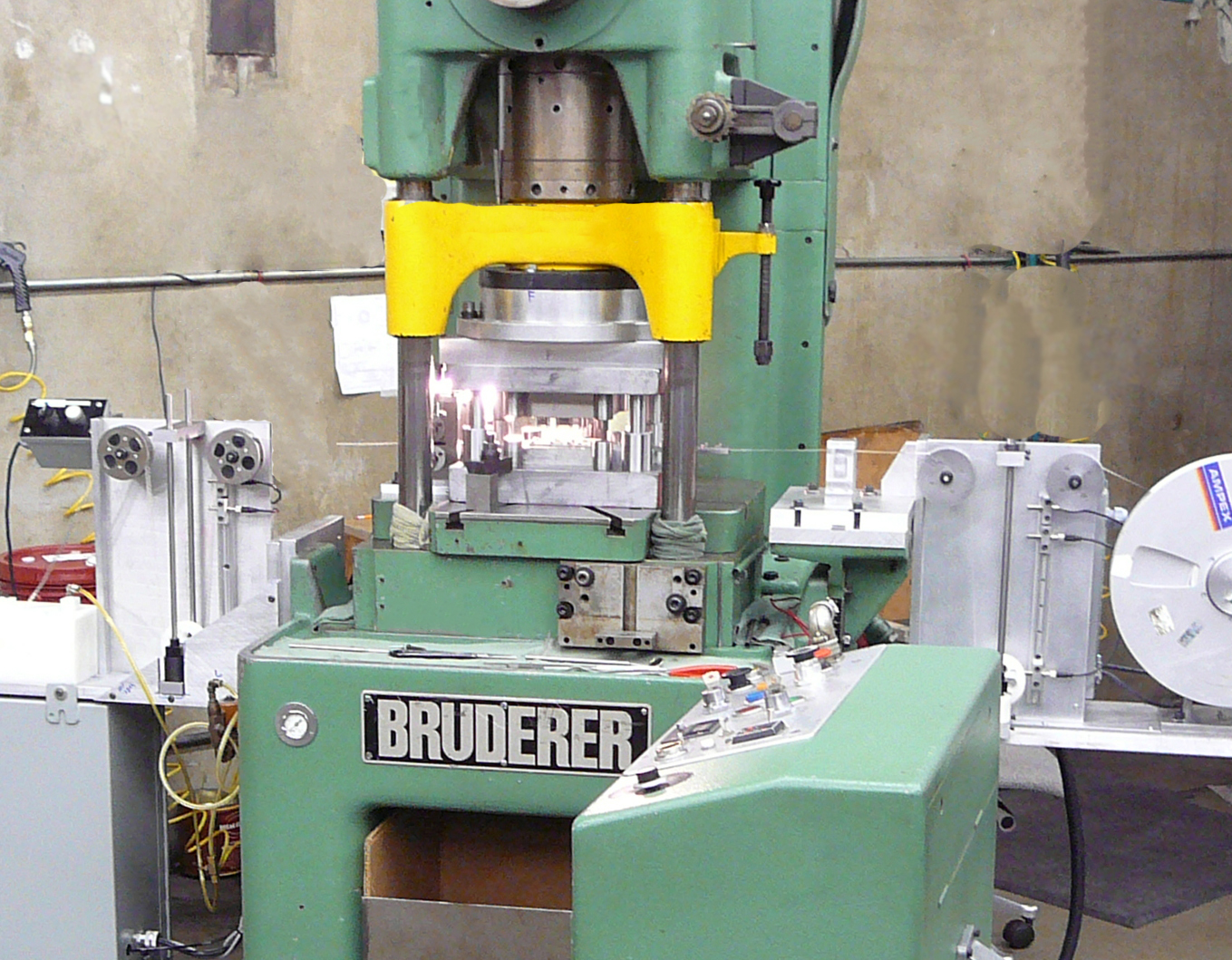 High-Speed and Custom Stamping